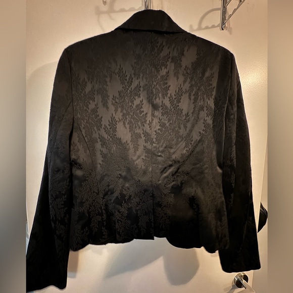 Sisley Pant Suit with floral embroidered detailing on fabric European size 42/46 - Picture 2 of 9